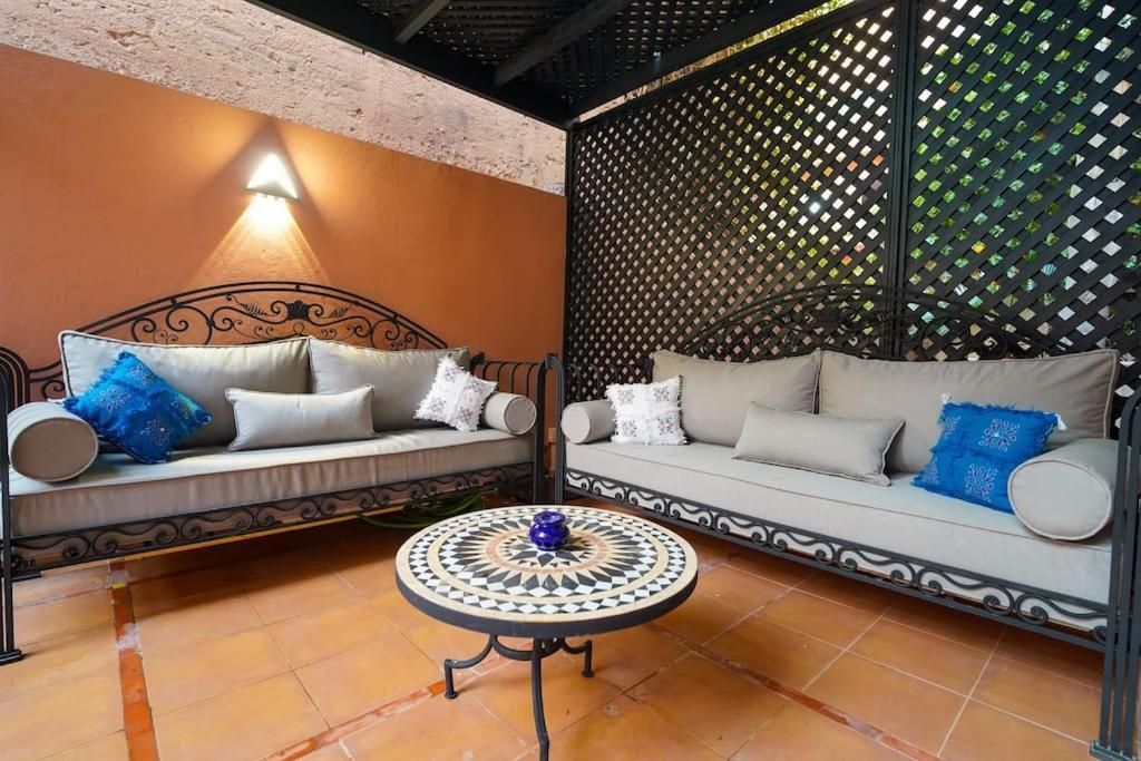Darsublime Au Coeur De Marrakech Jacuzzi Prive Apartment Marrakesh Bagian luar foto